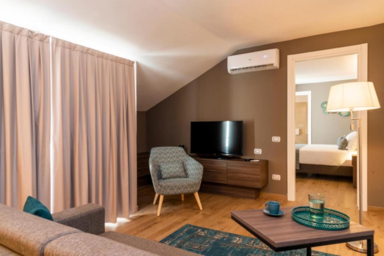 Aurelia Antica Suites & Apartments 로마 외부 사진